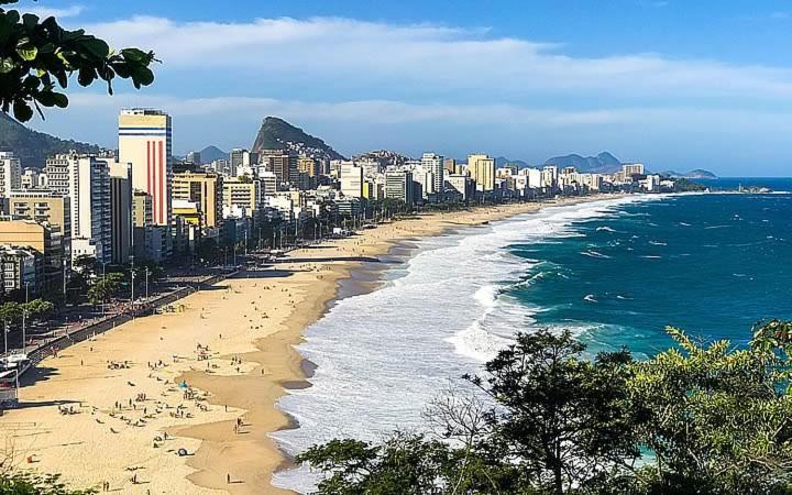 Rua Bolivar, Nº 154, Copacabana - Pertinho Da Famosa Do Mundo - Excelente Custo Benefício Finais De Semana, Feriados, Réveillon 2022, Carnaval 2023 Apartamento *